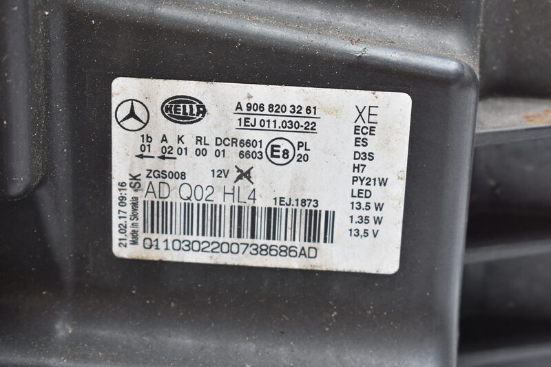 Mercedes Sprinter W906 Xenon Scheinwerfer Rechts A9068203261 Bild 5