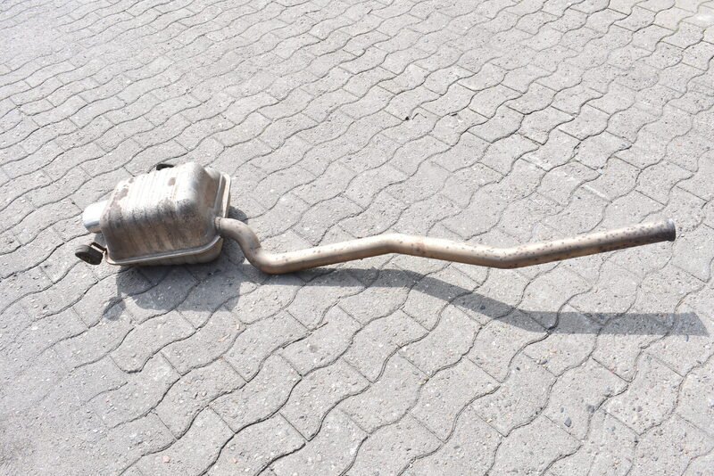 Mercedes C Klasse W203  Auspuff Mitteltopf Endtopf A2034910800 Bild 5