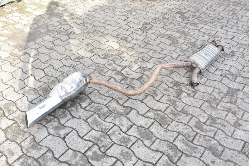 Mercedes CLS C219 W219 Auspuff Mitteltopf Endtopf A2194910301 Bild 2