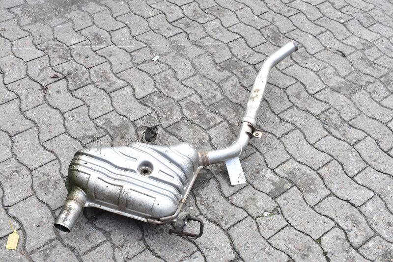 Mercedes ML W164 Auspuff Mitteltopf Endtopf A1644907115 Bild 4