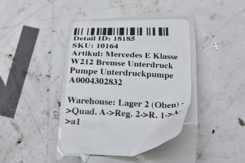 Mercedes E Klasse W212  Bremse Unterdruck Pumpe Unterdruckpumpe A0004302832 Bild 6