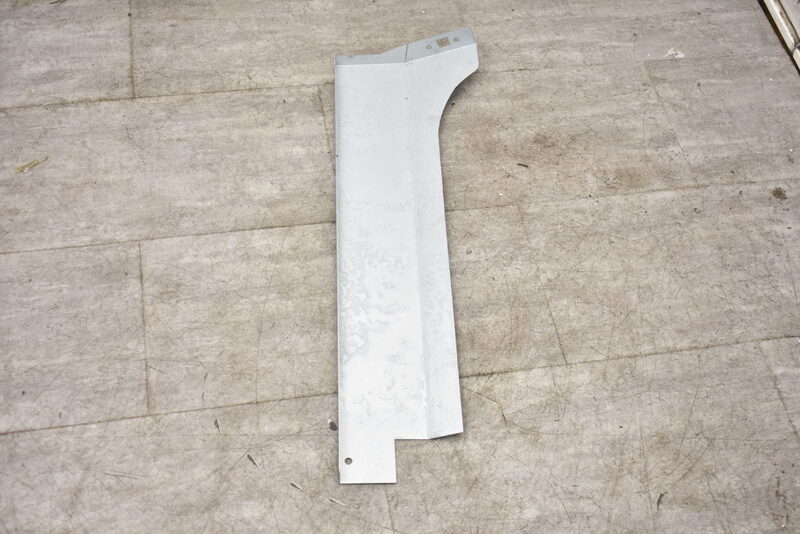 Land Rover LR88 130 Spritzwand Reparaturblech YRM001B Bild 3