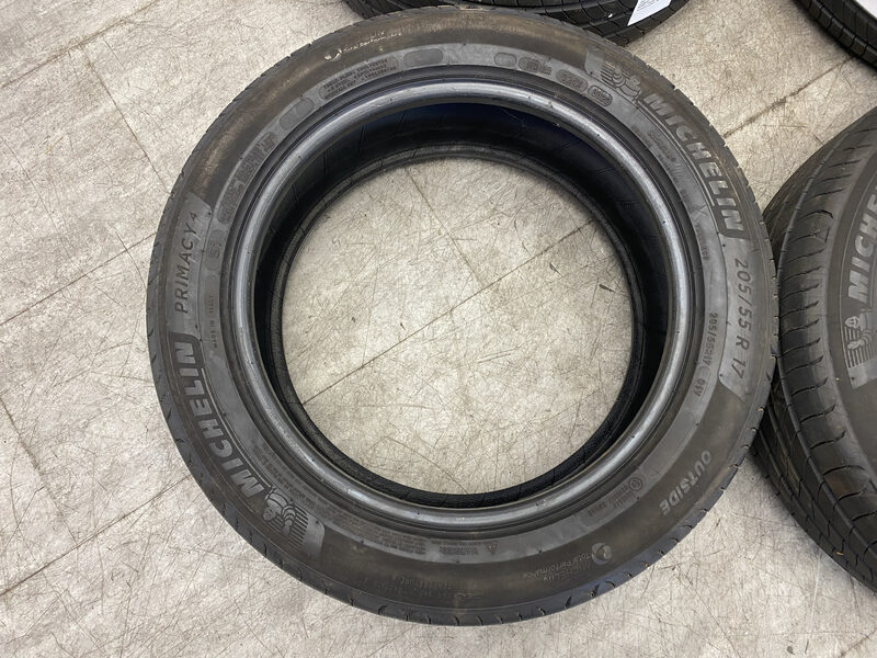 Sommerreifen Reifen Michelin 205 55 R17 91V DOT 3322 6 mm Bild 2
