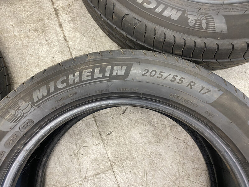 Sommerreifen Reifen Michelin 205 55 R17 91V DOT 3322 6 mm Bild 4