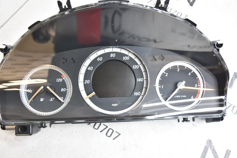 Mercedes C Klasse W204 mph Tacho Kombiinstrument Instrumententafel A2045403248 Bild 2