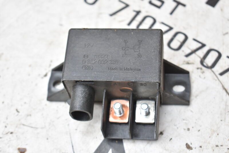 Bosch Relais Arbeitsstrom für Land Rover 0332002351 Bild 4