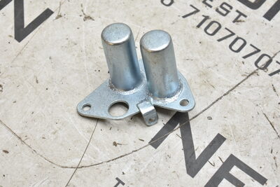Deckel Schaltwellen Allradgetriebe für Land Rover LR88 109 266956