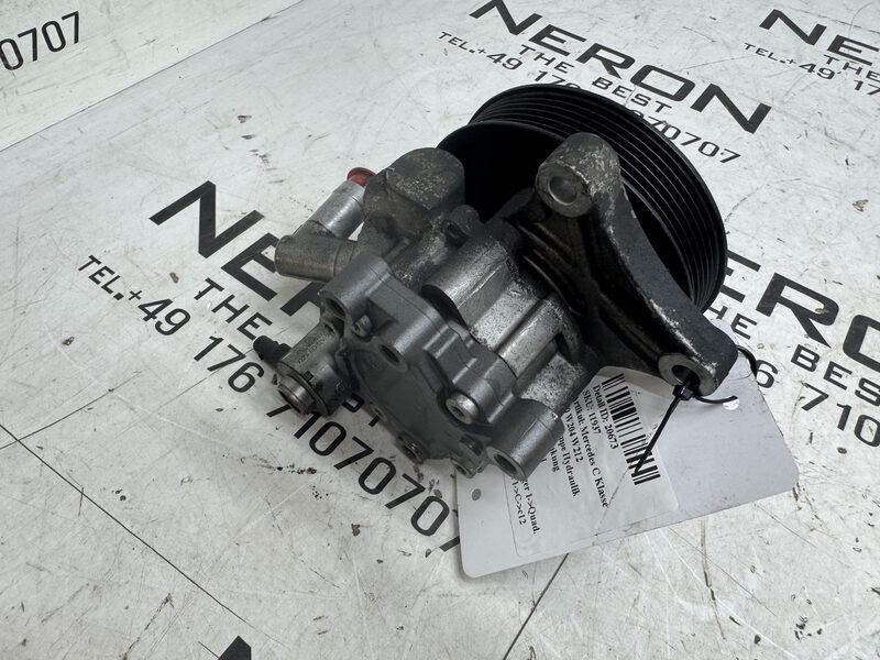 Mercedes C Klasse 250 W204 W212 Servopumpe Hydraulik Pumpe Lenkung A0064667501 Bild 3
