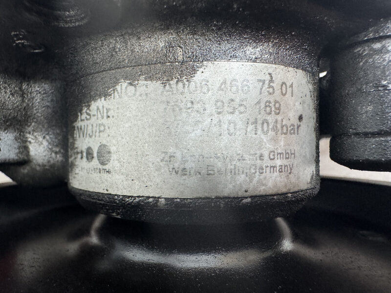 Mercedes C Klasse 250 W204 W212 Servopumpe Hydraulik Pumpe Lenkung A0064667501 Bild 6