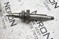 Land Rover LR88 109 Getriebe Vorgelegewelle 556040 Bild 1