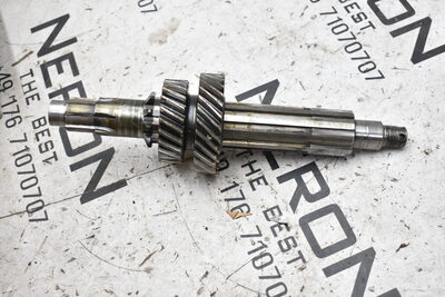 Land Rover LR88 109 Getriebe Vorgelegewelle 556040