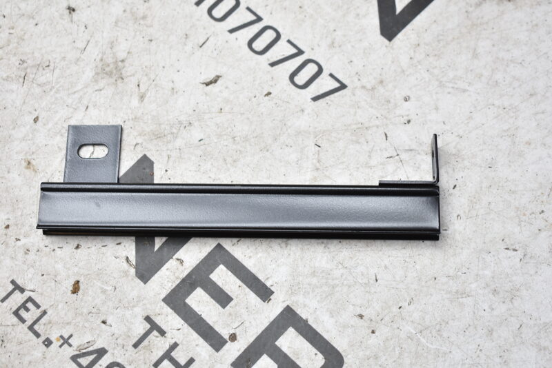 Land Rover Discovery Halteprofil Links MTC9273