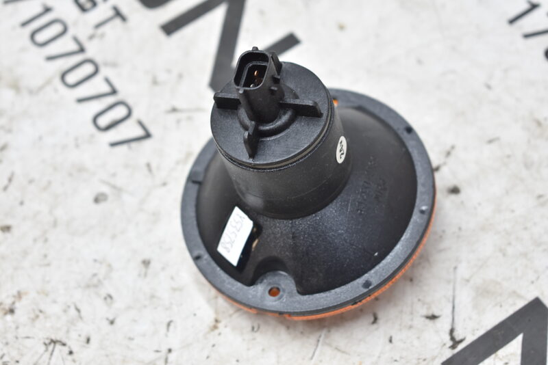 Land Rover LR90 130 Blinker RRC8818 Bild 2