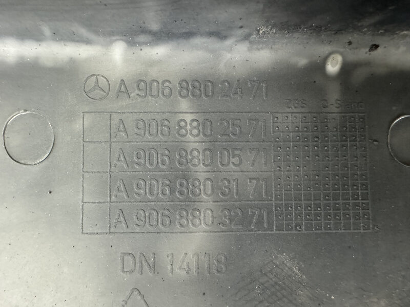 Mercedes Sprinter W906 Stoßstange Schürze Hinten Bild 7