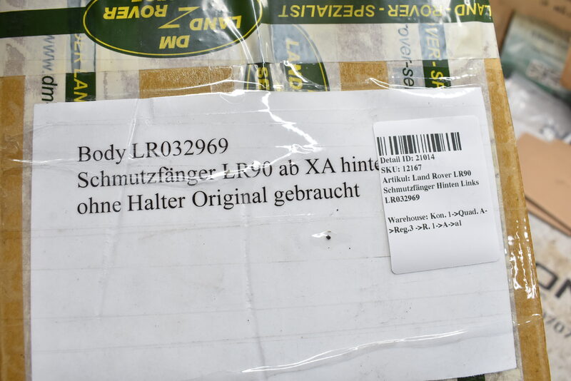 Land Rover LR90 Schmutzfänger Hinten Links LR032969 Bild 4