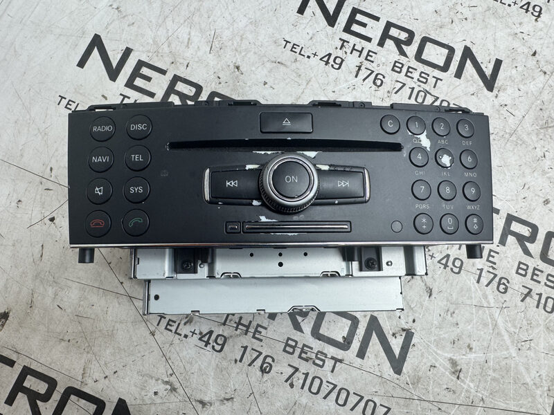 Mercedes C Klasse W204 Navi Navigation Autoradio A2048703390