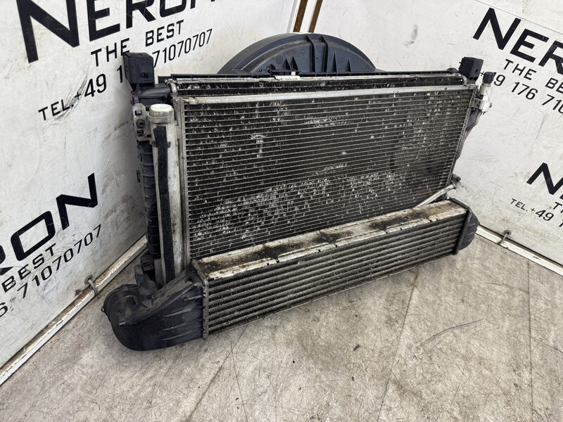 Mercedes SLK 200 R171  Kühler Paket Wasser Öl Klima Lüfter