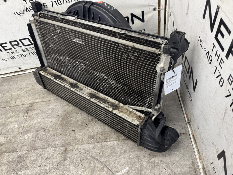 Mercedes SLK 200 R171  Kühler Paket Wasser Öl Klima Lüfter Bild 2