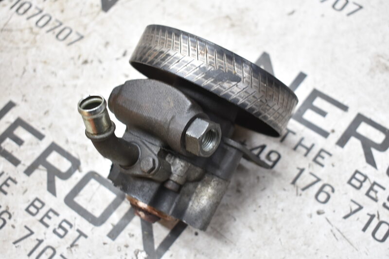 Land Rover Discovery 2 Td5 2.5L  Servopumpe Hydraulik Pumpe Lenkung QVB101240 Bild 3