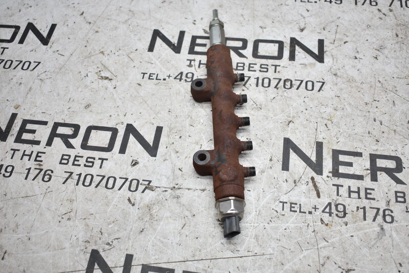 Land Rover Defender Kraftstoffverteiler LR006865 Bild 3