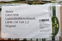 Land Rover Defender 2.2 TDCI Puma Motor Ladeluftkühlerschlauch LR052898 Bild 5