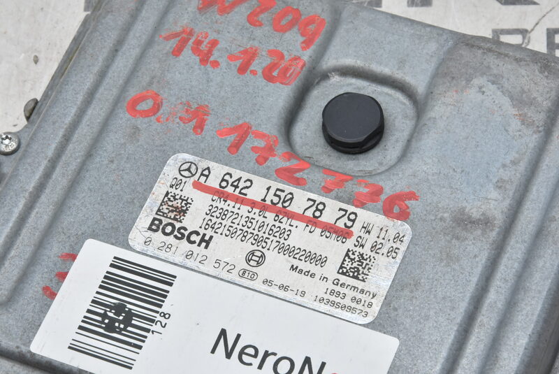 Mercedes-Benz CLK 320 CDI W209 C209  Motorsteuergerät ECU A6421507879 Bild 2