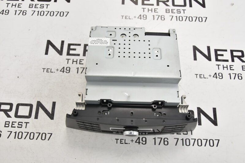 Mercedes C W204 S204 C204 Mopf Navi Navigation Autoradio A2049004306 Bild 3