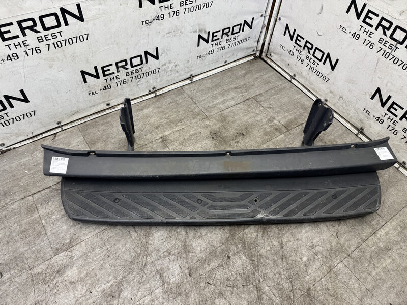 Mercedes Sprinter  W906 Stoßstange Schürze mit Träger Hinten
