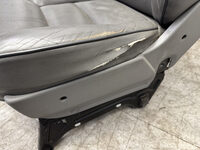 Land Rover Discovery 2 Innenausstattung Sitze Kunstleder Dunkelgrau Vorne Links Bild 4