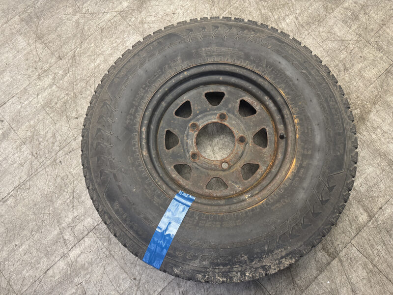Land Rover 16 Zoll Stahlfelgen Felgen KBA48217 Bild 2