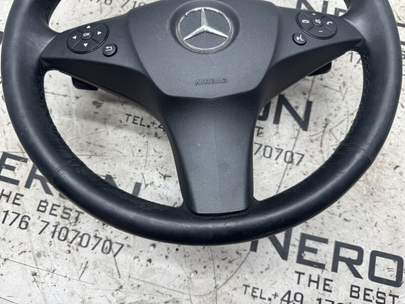 Mercedes C Klasse W204  Lenkrad Leder Multifunktion  Schwarz A2044603303 Bild 2