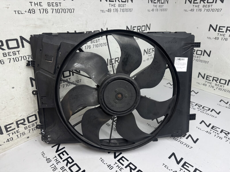 Mercedes C 220 CDI W204  Elektromotor Kühlerlüfter Elektrolüfter A2045000193