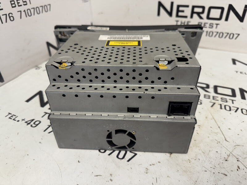 Mercedes E Klasse W211 W219 Navi Navigation Autoradio A2118202397 Bild 3