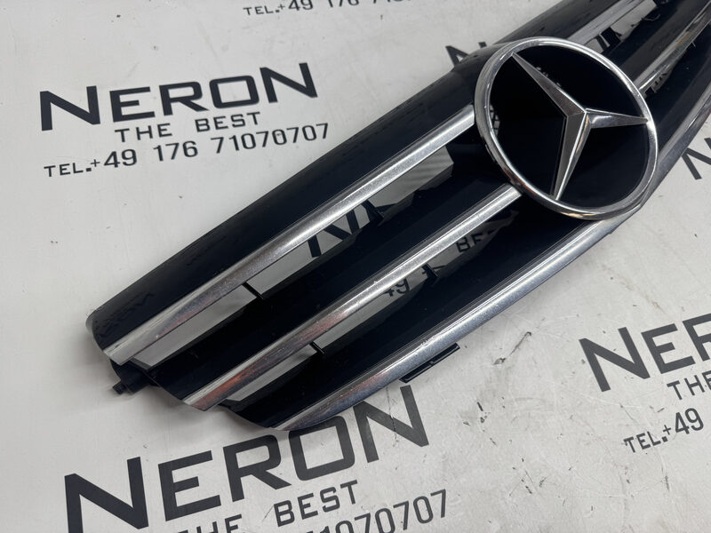 Mercedes CLK W209  Kühlergrill Front Grill A2098800223 Bild 2