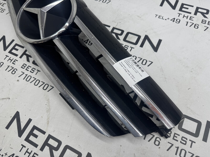 Mercedes CLK W209  Kühlergrill Front Grill A2098800223 Bild 3