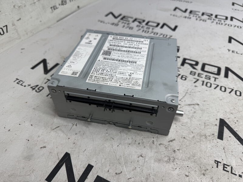 Mercedes C Klasse W205  Navi Navigation Autoradio A2059006222