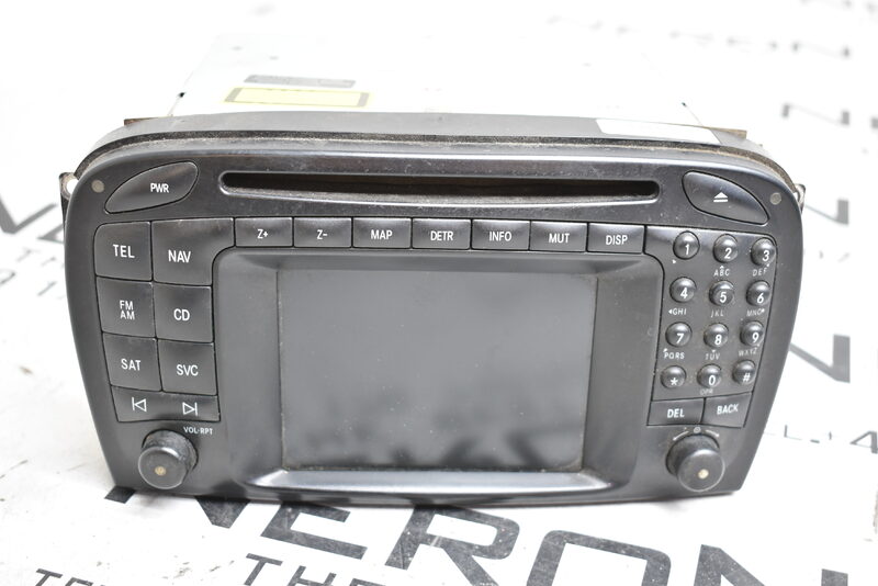 Mercedes SL R230  Navi Navigation Autoradio A2308202889