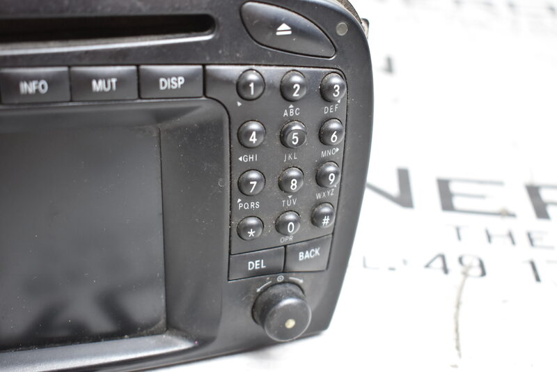 Mercedes SL R230  Navi Navigation Autoradio A2308202889 Bild 4