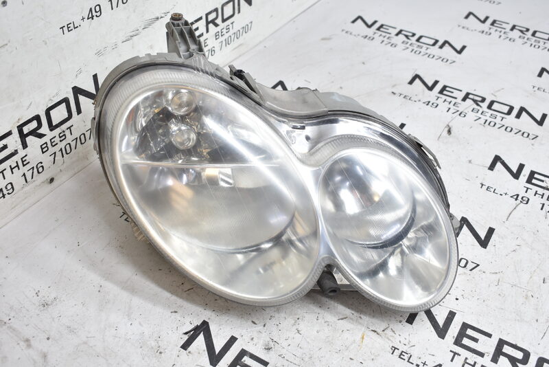 Mercedes CLK W209  Halogen Scheinwerfer Rechts A2098202861