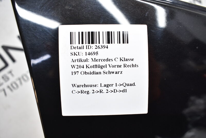 Mercedes C Klasse W204  Kotflügel Vorne Rechts 197 Obsidian Schwarz Bild 6