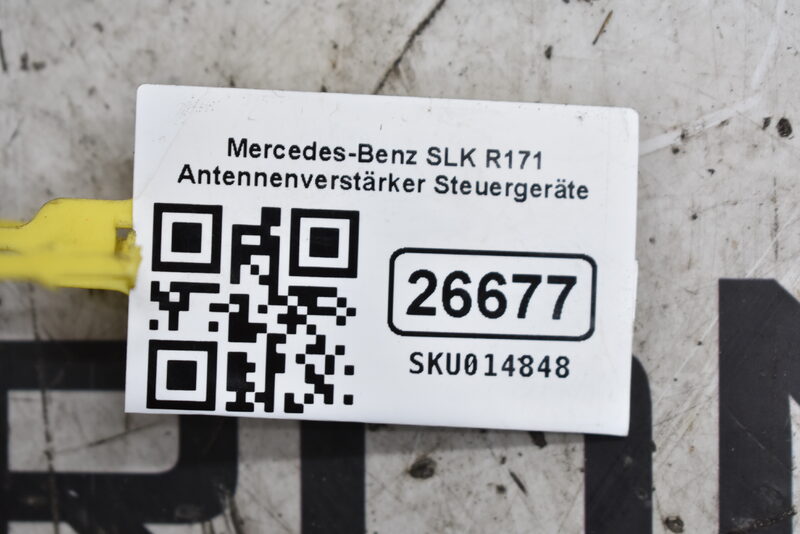 Mercedes-Benz SLK R171  Antennenverstärker Steuergeräte A1718205689 Bild 3