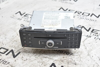 Mercedes-Benz C Klasse W204  Navi Navigation Autoradio A2049060101