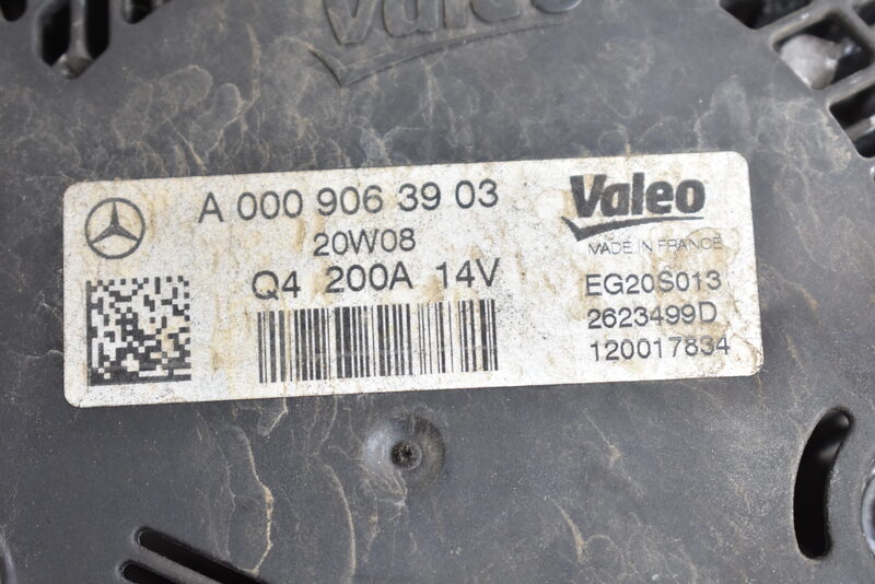 Mercedes-Benz E Klasse 220 CDI W213 W118 W238 W447 Lichtmaschine Generator A0009063903 Bild 5