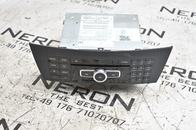Mercedes-Benz C-Klasse W204  Autoradio CD/DVD Player A2049001108