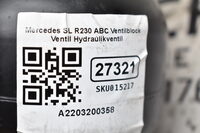 Mercedes SL R230  ABC Ventilblock Ventil Niveauregulierung Hydraulikventil A2203200358 Bild 5