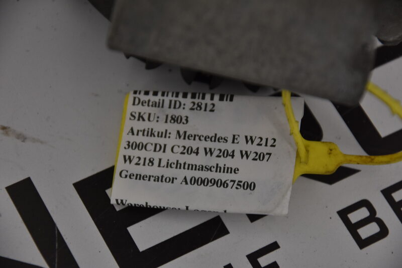 Mercedes E C CLS 300 350 CDI W212 W204 W207 W218 Lichtmaschine A0009067500 Bild 6