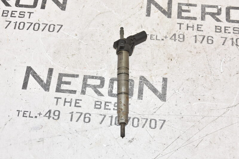 Mercedes W211 W204 X204 W164 W166 W212 320CDI OM642 Einspritzdüse A6420701187