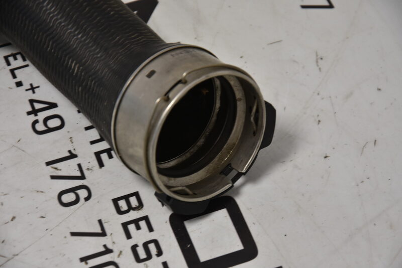 Porsche Cayenne 4.2 958 Ladeluftschlauch Druckschlauch Turboschlauch 7P5145994 Bild 3