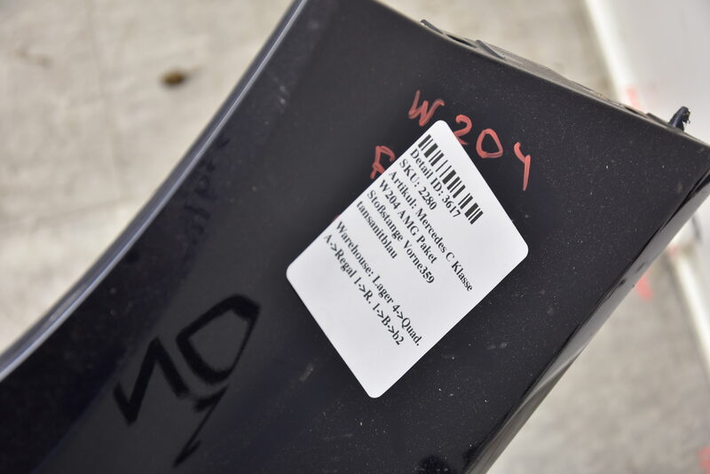 Mercedes C Klasse W204 AMG Paket Stoßstange Vorne 359 blau Bild 6