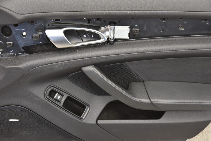Porsche Panamera 970 Türverkleidung Verkleidung Schwarz Vorne Rechts 97055572200 Bild 2